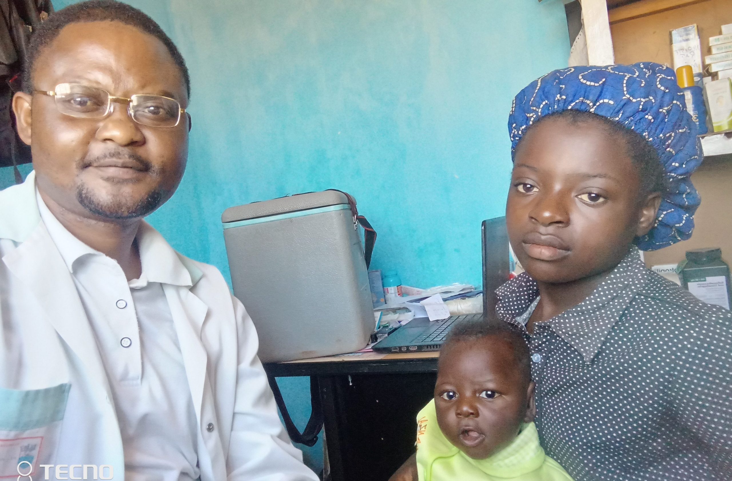 Dr. Nathan Binene Kayeye and one of his patients
